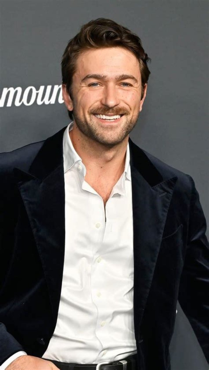 Brandon Boyd Height, Weight, Body Measurements, Shoe Size