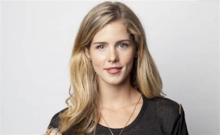 Emily Bett Rickards Height, Weight, Measurements, Bra Size, Shoe Size