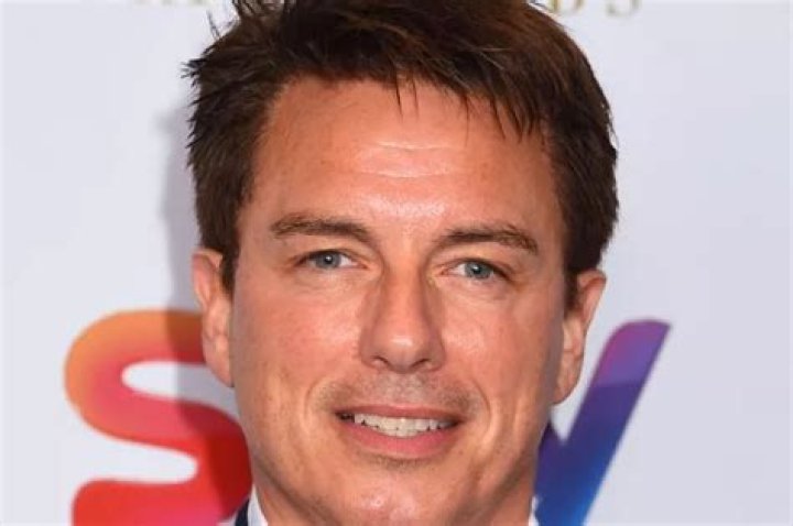 John Barrowman Height, Weight, Body Measurements, Shoe Size