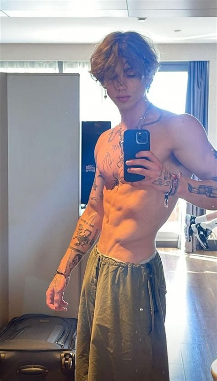 What is Vinnie Hacker’s Age & Height? Know Everything About Him